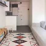 Superb Bright Apt In The Heart Of The Marais