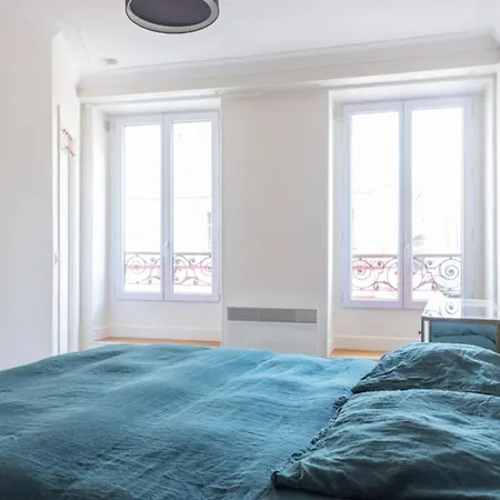 Superb Bright Apt In The Heart Of The Marais * Paris
